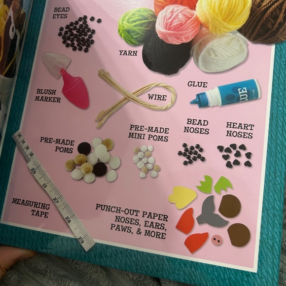 KLUTZ Pom Pom Pets Craft Kit - Picture 5 of 6
